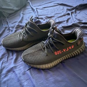 Adidas yeezy 350 v2 black red